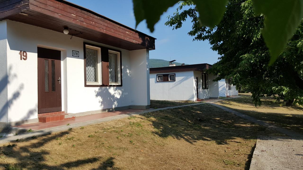 Hotel Baník Nitrianske Rudno Exterior foto
