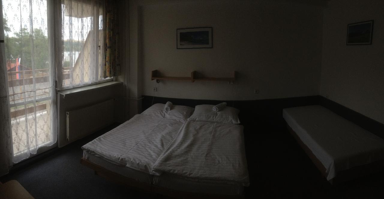 Hotel Baník Nitrianske Rudno Quarto foto